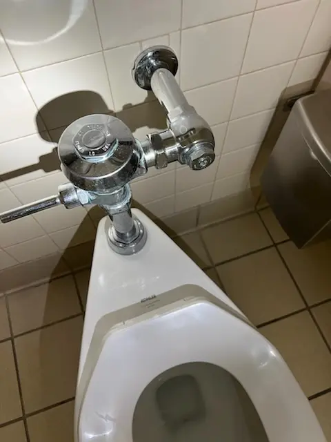 Fixture installation and repair for Pipe Repair in Round Knob